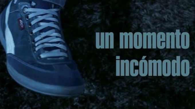 Un Momento Incómodo — short film directed by Pedro Cohen | Los Cortos