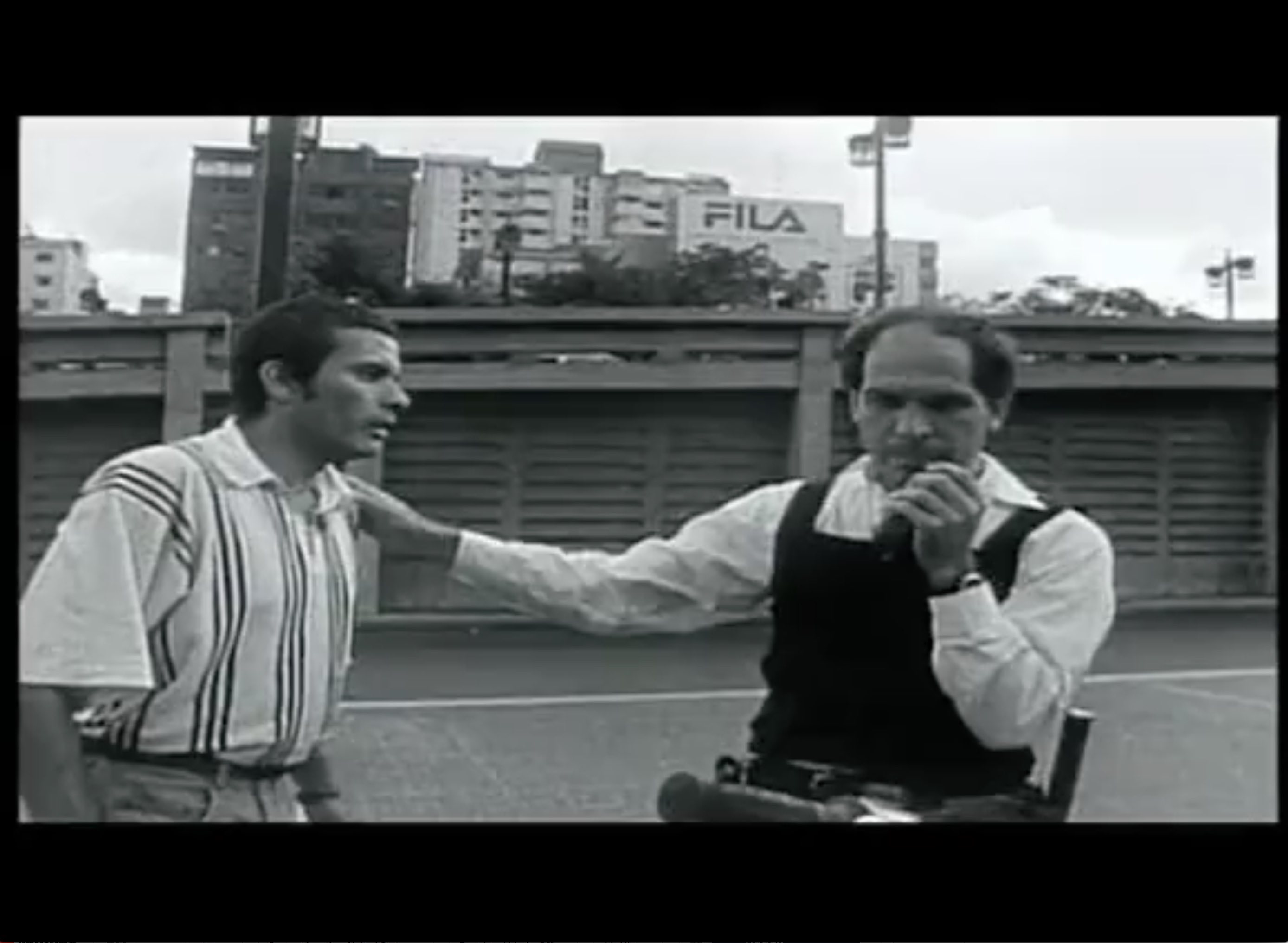 Perdone las disculpas pero acabo de ver un asesinato — short film directed by Francisco Garcia | Los Cortos